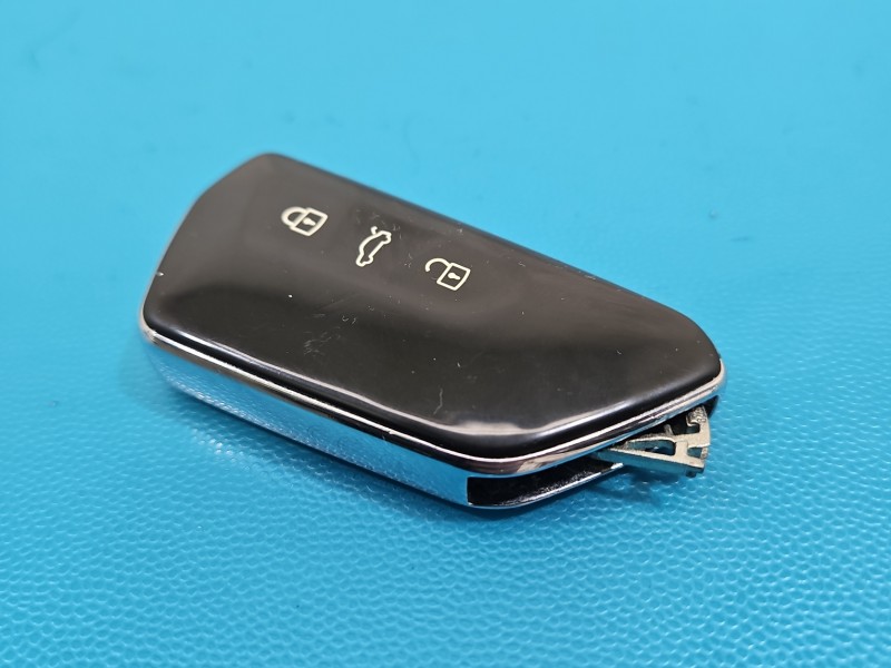 PILOT KLUCZYK KEYLESS Skoda Octavia IV