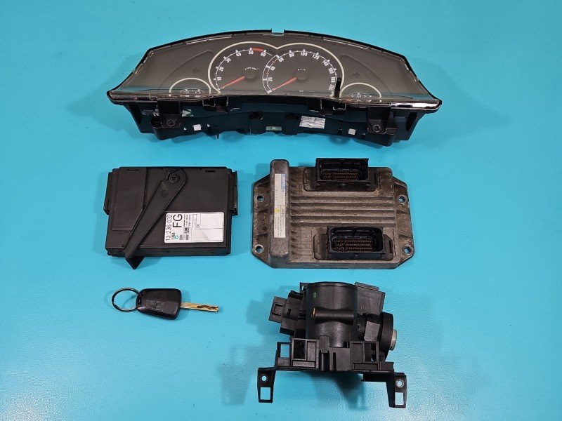 Komputer Sterownik silnika 898000-3220 Opel Meriva A 1.7 cdti Komputer Sterownik silnika 898000-3220 Opel Meriva A 1.7 cdti