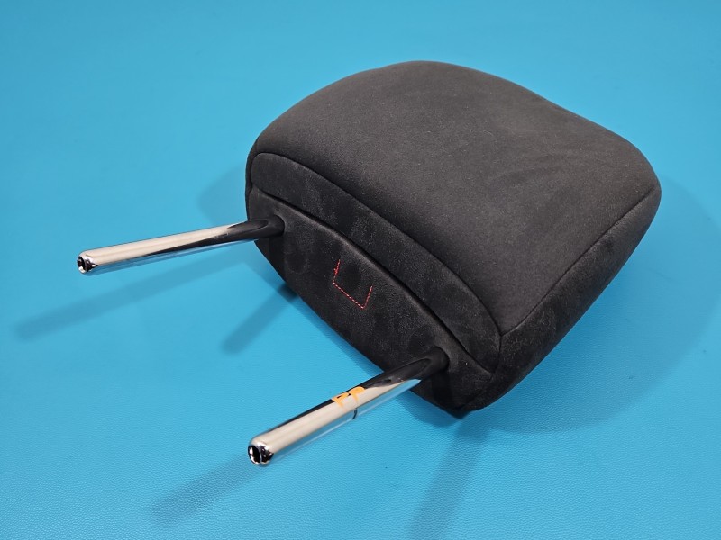 Zagłówek fotela LEXUS CT 10-22