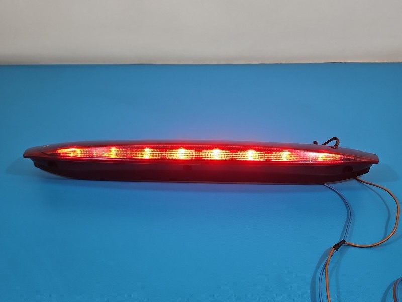 TRZECIE ŚWIATŁO STOP STOPU Mercedes Vito W447 14- inny