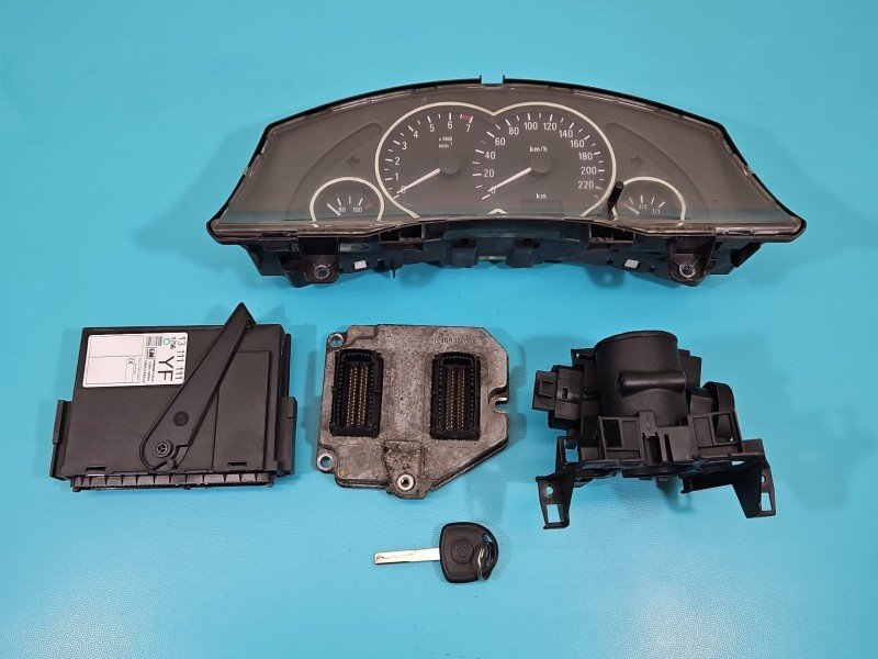 Komputer Sterownik silnika 55355043 Opel Meriva A 1.8 16V