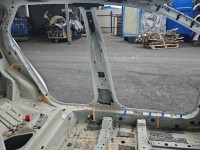 Próg lewy SŁUPEK ŚRODKOWY B Peugeot 3008 II HB 5d KWE