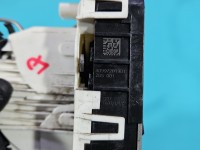 Zamek przód lewy A0997201901 Mercedes W246 EUROPA Mercedes, 4pin