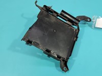 Mocowanie Europejska, Sterownika silnika uchwyt 8W0907647A Audi A4 B9