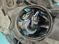 Reflektor prawy lampa przód Toyota Avensis III T27 EUROPA