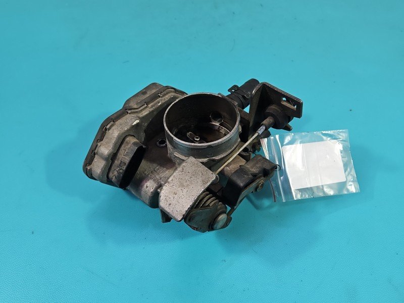 Przepustnica Opel Astra II G 90536084 1.8 16V Przepustnica Opel Astra II G 90536084 1.8 16V