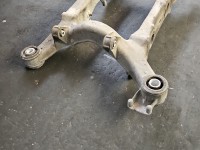 Tylna belka oś tył Honda Legend IV KB1 3.5 V6