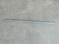 Listwa szyby czołowej prawa przedniej VOLVO V70 III 31214493