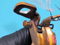 Zawias drzwi przód lewy Dacia Duster II 18-