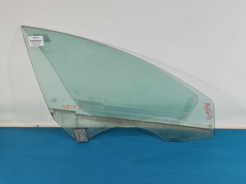 Szyba drzwi przód prawa Mercedes CLS II C218 W218 218 sedan