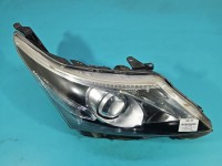 Reflektor prawy lampa przód Toyota Avensis III T27 EUROPA