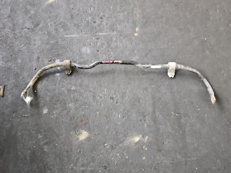 Drążek stabilizatora przód Vw Passat B7