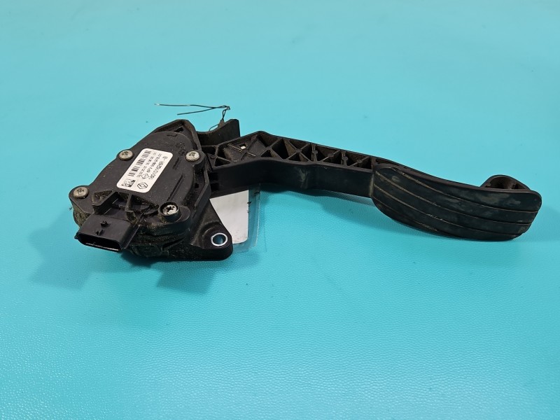 Pedał gazu potencjometr Renault Master III 10-24 180101626R 2.3 dci