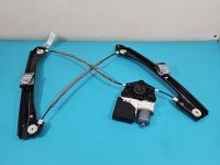 Podnośnik przód prawy Vw Jetta VI 812633758, 3C0959792C 4d