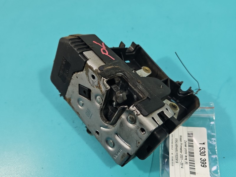 Zamek przód lewy 8200008246 Nissan Primastar 01-14 EUROPA Nissan, 8pin