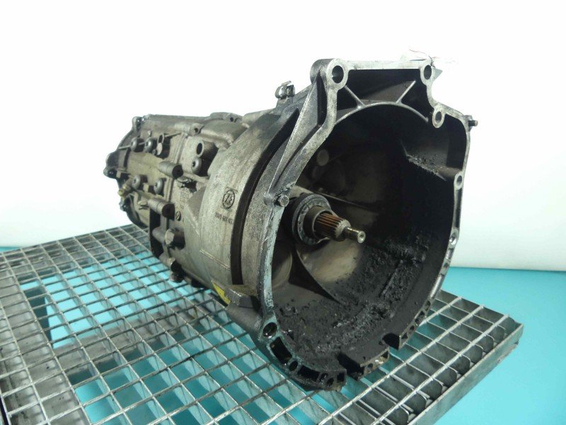 Skrzynia biegów Bmw X3 e83 2.0d