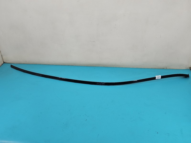 Listwa dachowa lewa dachu Mercedes W205 A2056900182