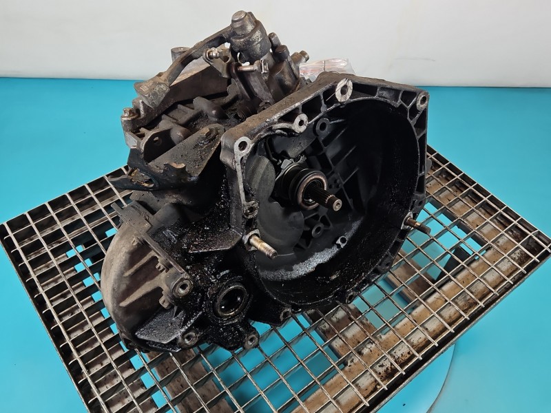 Skrzynia biegów Fiat Croma II 1.9 jtd (939a2000)