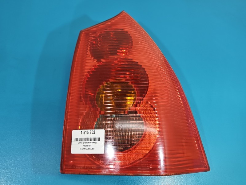 Lampa tył prawa błotnika Peugeot 307 kombi EUROPA