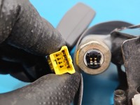 Pas bezpieczeństwa przód prawy pasażera Kia Cerato 88820-2F001