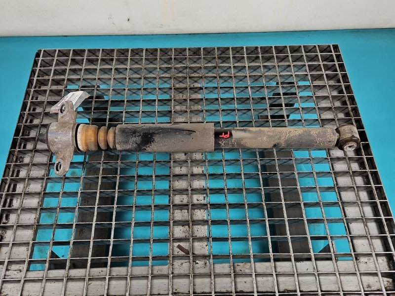 Amortyzator tył prawy Hyundai I30 III 16- kombi tylny