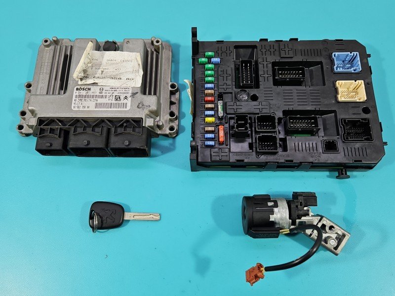 Komputer Sterownik silnika 0261201863 Peugeot 308 I 1.6 16V