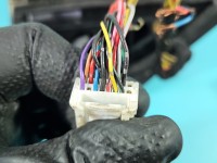 Lusterko lewe LEXUS RX II 03-08 elektryczny, Europejska, Kod lakieru: 202, Uszkodzona obudowa, przerabiana instalacja,...