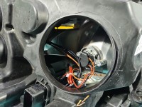 Reflektor prawy lampa przód Ford Kuga Mk1 08-13 EUROPA