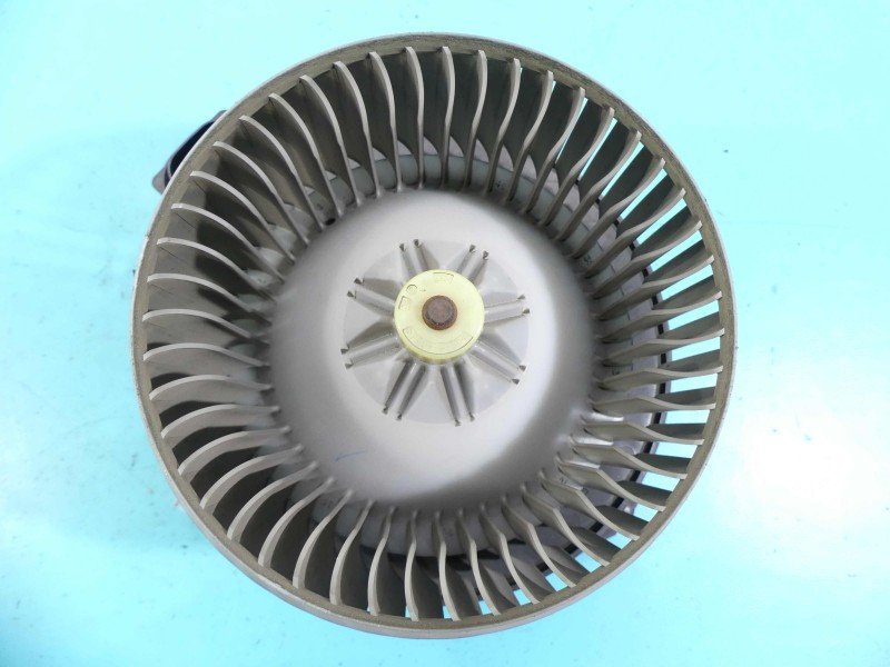 Dmuchawa nawiewu wentylator Toyota Rav4 III 05- europa 272700-5150