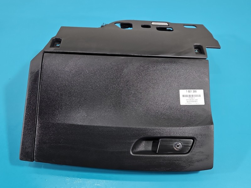Schowek pasażera Audi A4 B9 EUROPA 8W1857035B