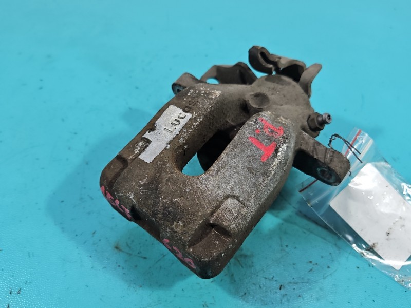 Zacisk tył prawy Peugeot 208 I HB 1.6 hdi