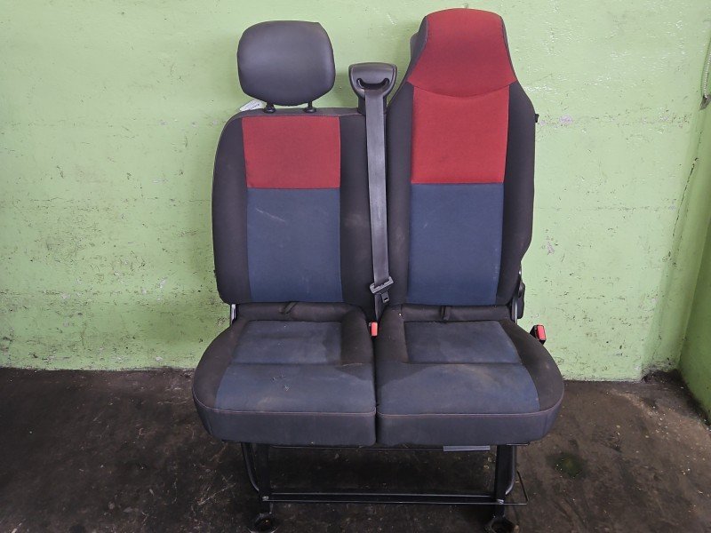 Fotel prawy przód pasażera Renault Master III 10-19 Fotel prawy przód pasażera Renault Master III 10-19