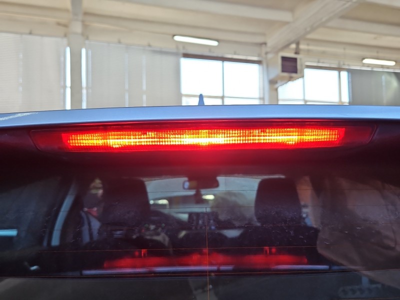 TRZECIE ŚWIATŁO STOP STOPU Ford Focus Mk4 HB