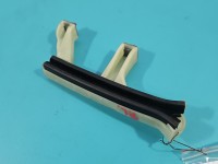 Mocowanie Europejska, prowadnica szyby przód lewy uchwyt Europejska, prowadnica szyby przód lewy Dacia Duster III 24- 802217087R