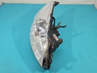 Reflektor prawy lampa przód Peugeot 5008 EUROPA