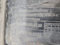 Nadkole przód lewe Mercedes W213 A2386901503