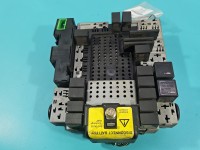 Skrzynka bezpieczników Volvo XC90 I 02- 08688513, 08696035, 03W104