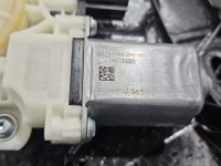 Podnośnik przód prawy SZYBY WINDA Ford Focus Mk4 Producent części: FORD, 2PIN, JX7B-A23200-CE, JX7B-14A389-BB 5d kombi