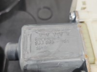 Podnośnik przód lewy SZYBY WINDA 933865-101 Mercedes W246 Pęknięta obudowa 5d HB