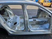 Próg prawy SŁUPEK ŚRODKOWY B Skoda Fabia IV HB 5d La7w