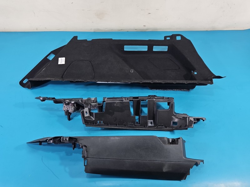 Tapicerka bagażnika prawa boczek Peugeot 308 II T9 98217877ZD, 206922D01, 9802262680