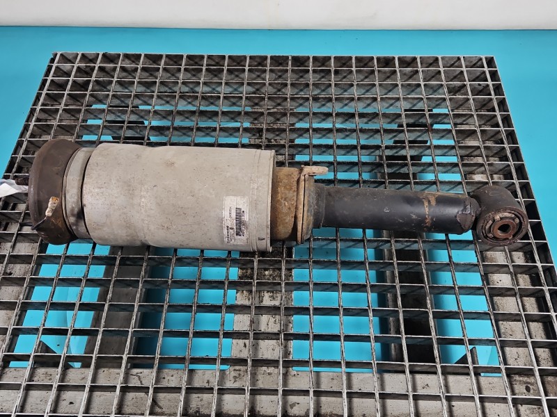 Amortyzator przód lewy przedni Land Range Rover sport I L320