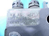 DŹWIGNIA LEWAREK WYBIERAK LINKI Skoda Yeti 1.8 TSI