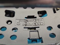 Klamka przód prawa zewnętrzna Audi A4 B9 8W02837812A LX7L