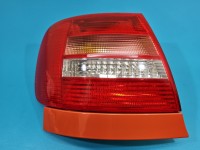 Lampa tył lewa Audi A4 B5 sedan EUROPA 8D0945095G
