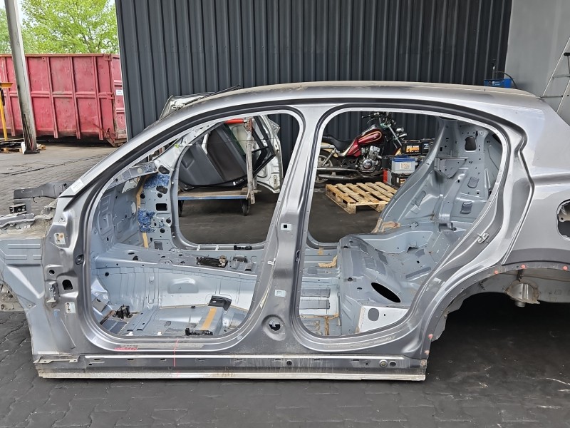 Próg lewy SŁUPEK ŚRODKOWY B Alfa romeo Stelvio HB 5d 318