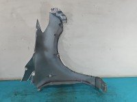 Błotnik przód lewy MAZDA 5 05- srebrny