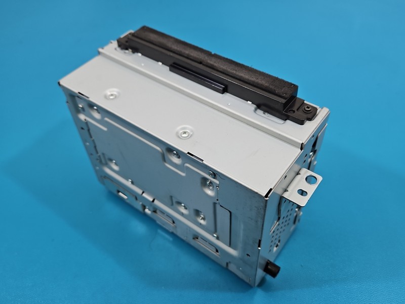 Radio fabryczne VOLVO V70 III 31444184AA radioodtwarzacz