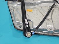 Podnośnik przód prawy Vw Passat B5 4d sedan