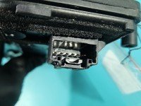 Zamek przód lewy Mazda 2 EUROPA Producent części: Mazda, 6pin, P3M71-A219A65-DF